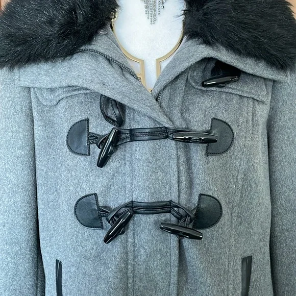 Cozy Gray Wool Jacket by Express - Picture 4 of 17